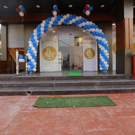 Hotel Bliss Zirakpur Extérieur photo