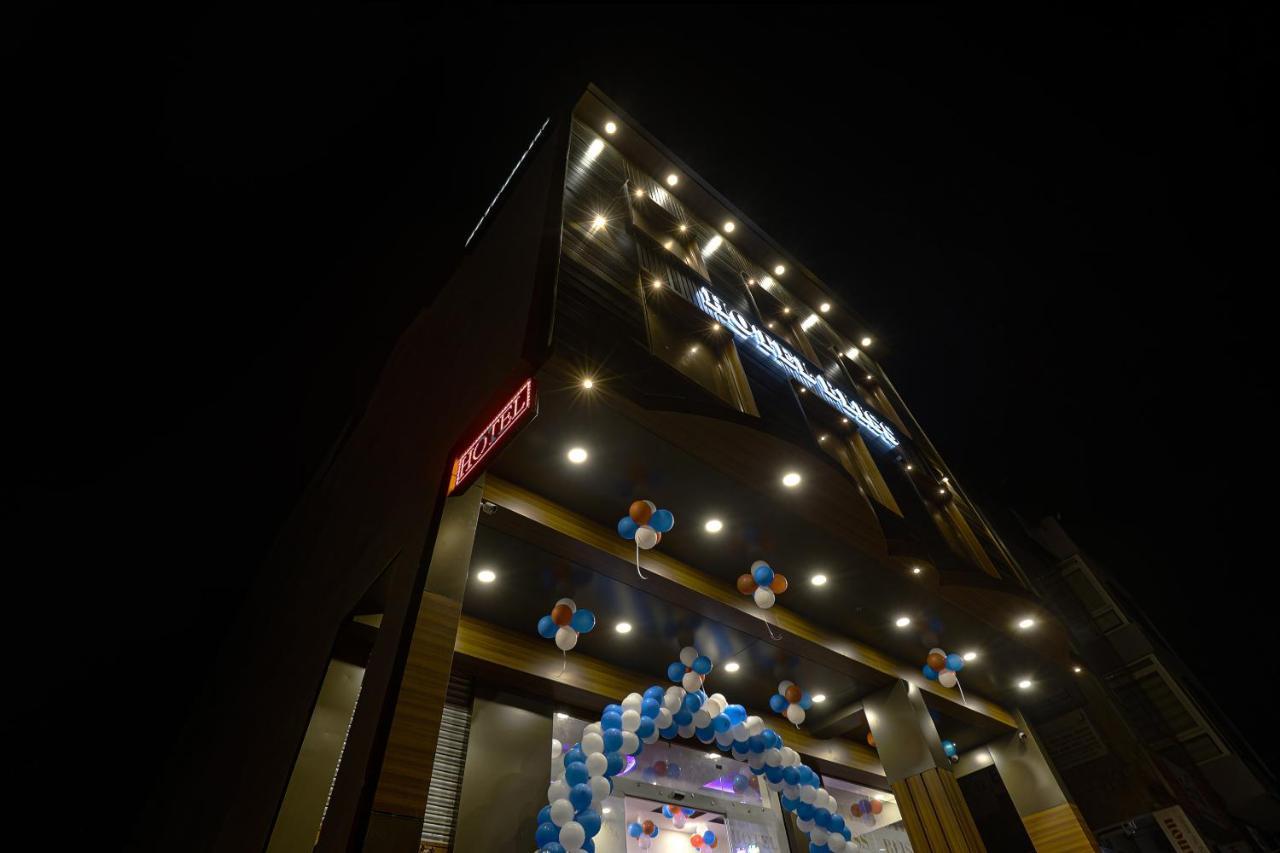 Hotel Bliss Zirakpur Extérieur photo