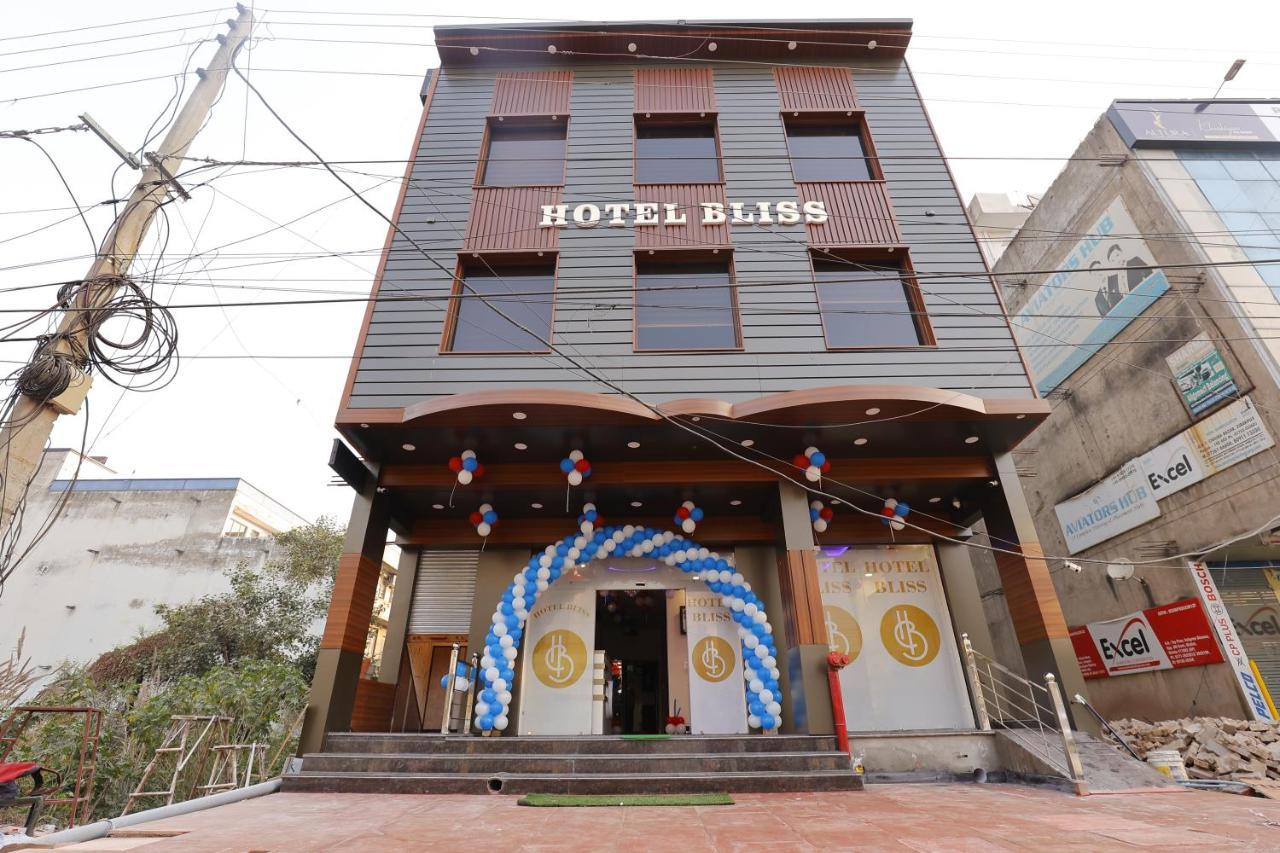 Hotel Bliss Zirakpur Extérieur photo